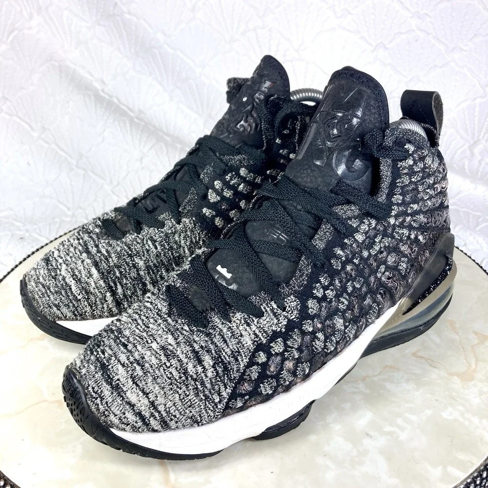 Nike Lebron 17 High Top Basketball Shoes Youth 5.5 Black Gray Athletic Sneakers